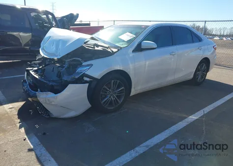 2015 Toyota Camry Se z USA, uszkodzony, nr VIN 4T1BF1FK0FU020221